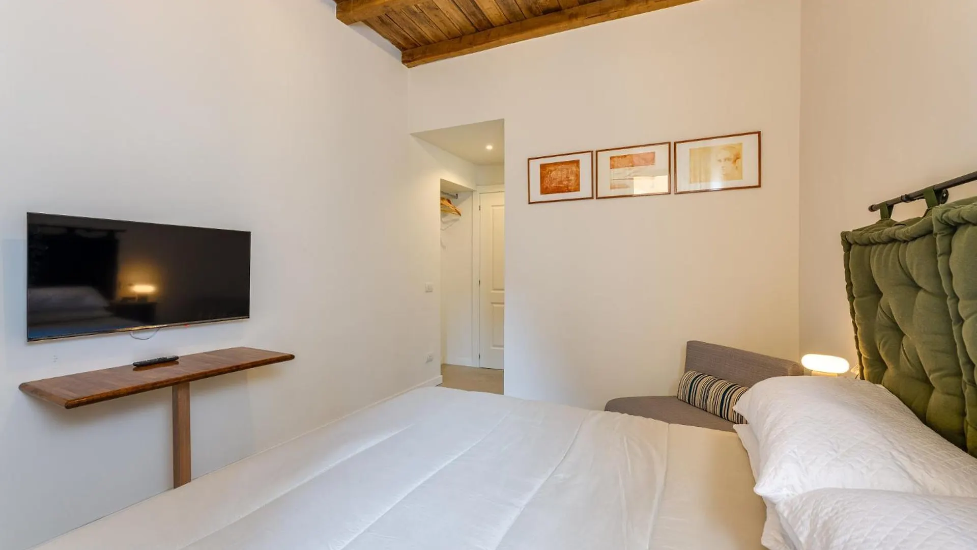New Home Trastevere Rome 0*,  Italy
